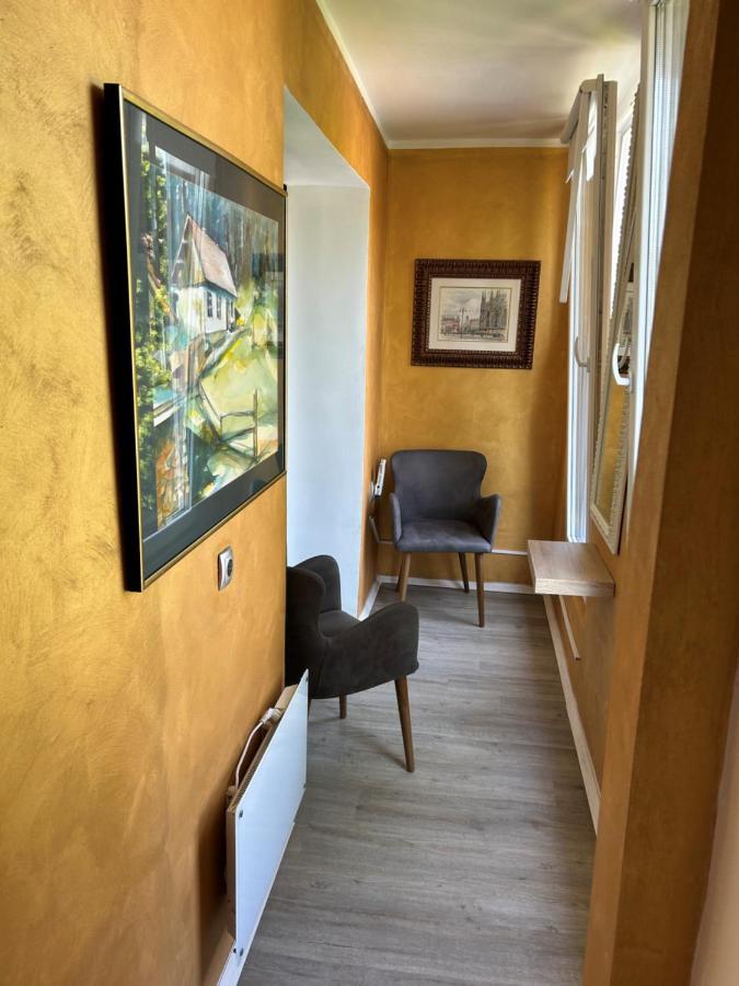 Apartment Gal Novo Mesto Exteriér fotografie